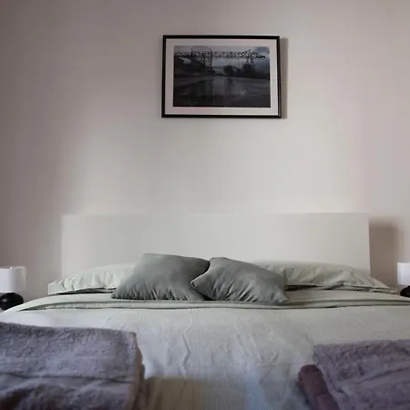 Shiva's Home: A Pigneto Experience Rome