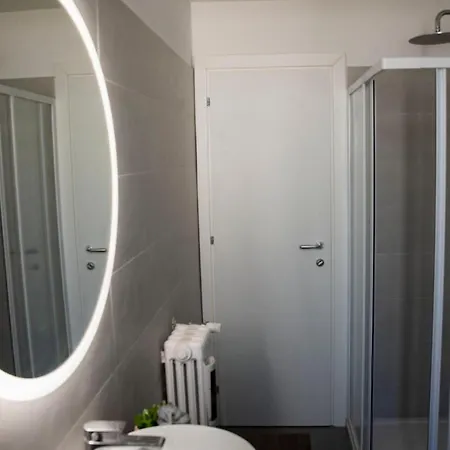 Apartment Shiva's Home: A Pigneto Experience